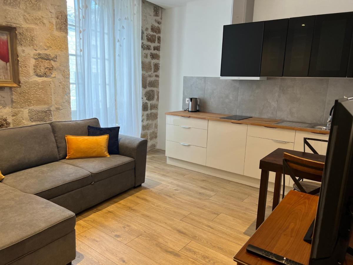 Le Beffroi Apart otel Tournon-dʼAgenais Dış mekan fotoğraf