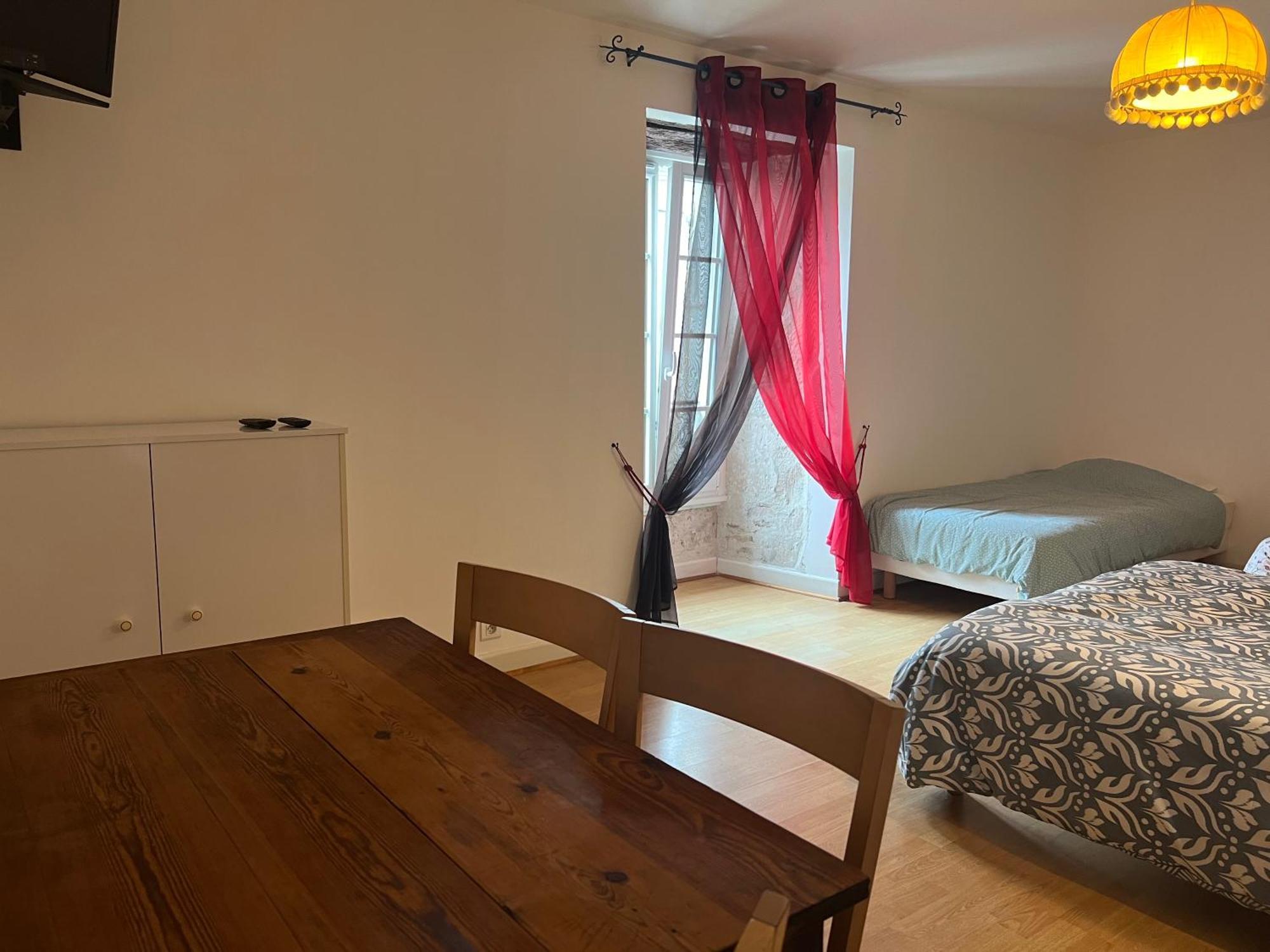 Le Beffroi Apart otel Tournon-dʼAgenais Dış mekan fotoğraf